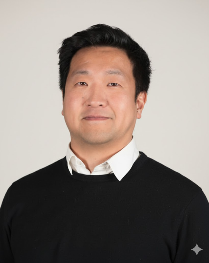 SIMÓN LEE - Líder de Peninsula